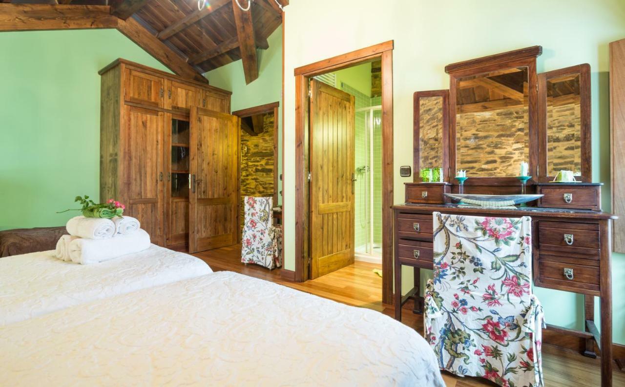 Casa Do Morcego Pensionat Valdoviño Værelse billede
